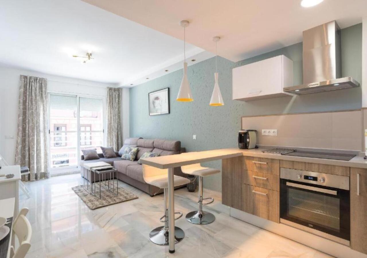 Supreme City Centre & Parking Malaga Ngoại thất bức ảnh